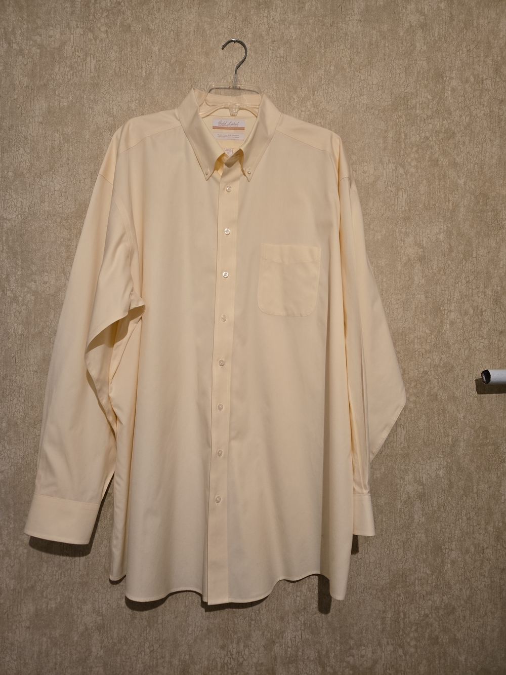 Roundtree & Yorke Men's Button-Down Dress Shirt - Light Cream